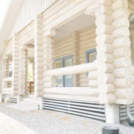 Petaejaekuja 3 Villa *
