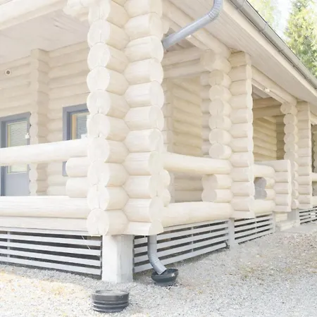 Villa Petaejaekuja 3 *